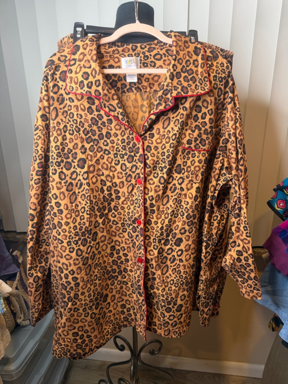 Sleep Sense Leopard Print Button-Front Pajama Set with Red Piping Plus SZ 3X/2X